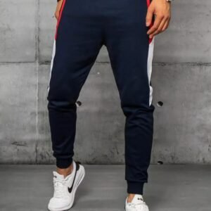 Pohodlné tepláky v granátovej farbe