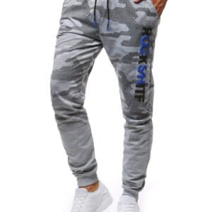 Trendové šedé maskáčové tepláky s potlačou