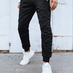 Atraktívne čierne pánske tepláky