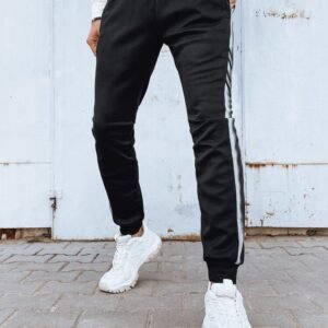 Pohodlné čierne trendy tepláky