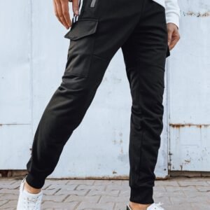 Trendy čierne tepláky s vreckami